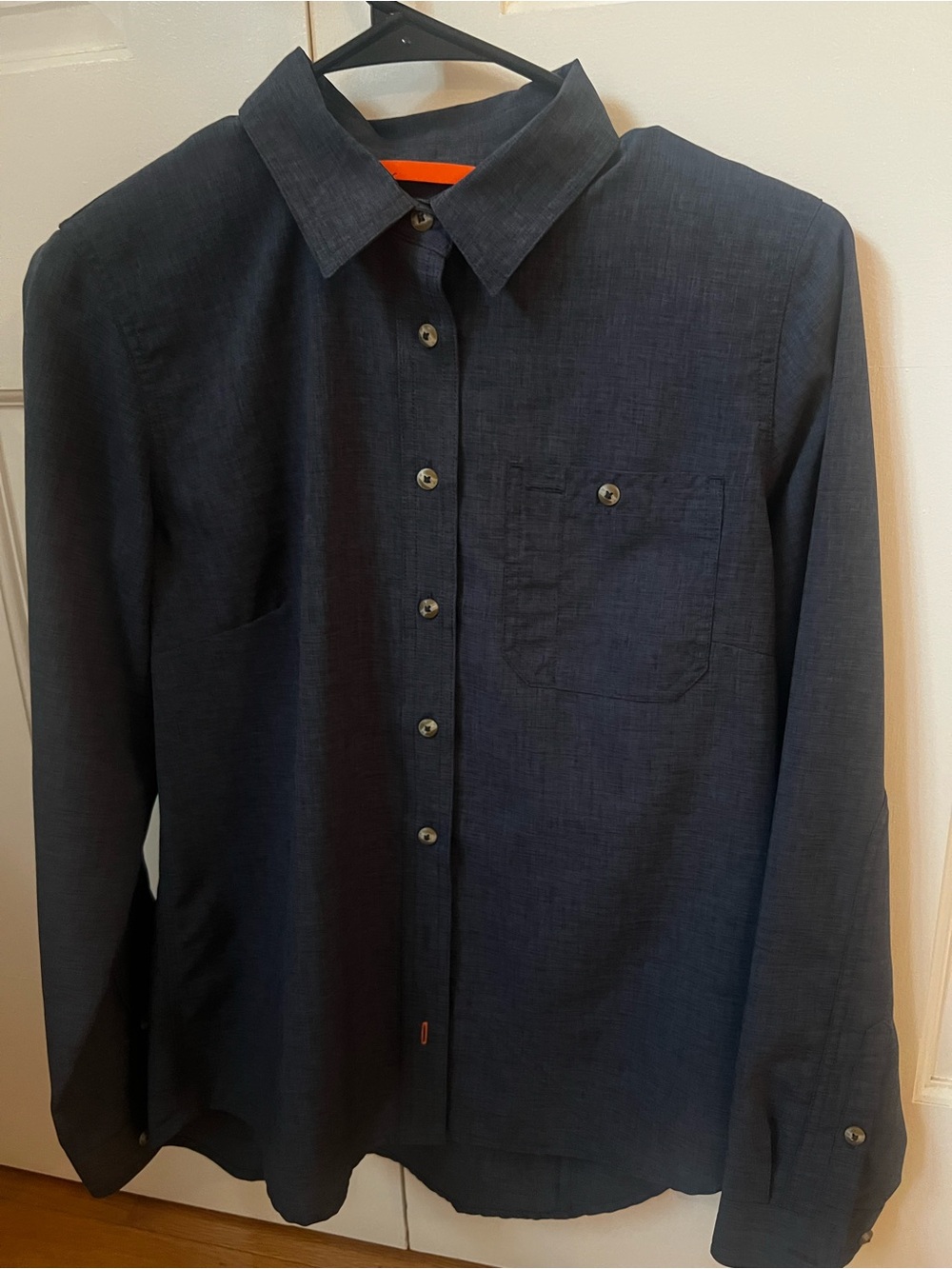Women’s Orvis Navy Blue Button-Down Long-Sleeve Shirt